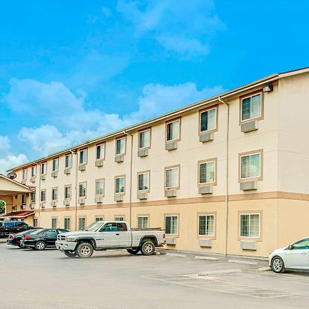 Готель Super 8 By Wyndham San Antonio/Fiesta Екстер'єр фото